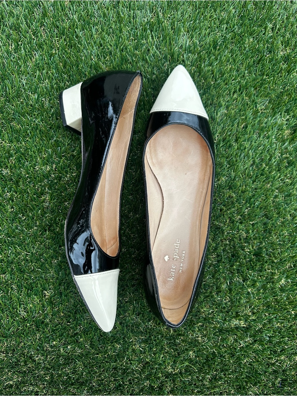 Kate Spade New York Black & White Patent Colorblock Pumps 🖤🤍